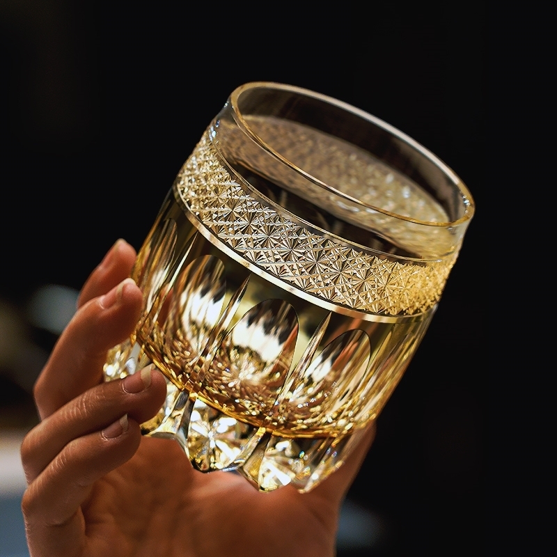 Hand Cut Warrior Armor Amber E - Wine To Beer To Liquor incelemesi ve fiyatı